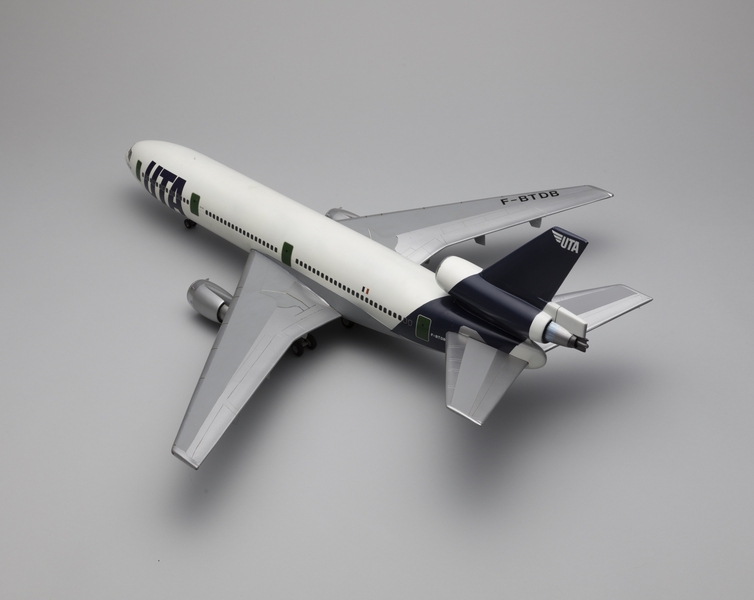 Image: model airplane: Union de Transports Aériens (UTA), McDonnell Douglas DC-10-30