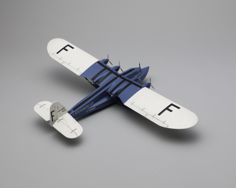 Image: model airplane: Air France, Latécoère LAT 521 Lieutenant de Vaisseau Paris