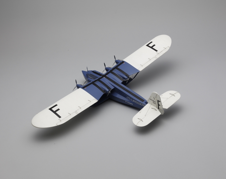 Image: model airplane: Air France, Latécoère LAT 521 Lieutenant de Vaisseau Paris