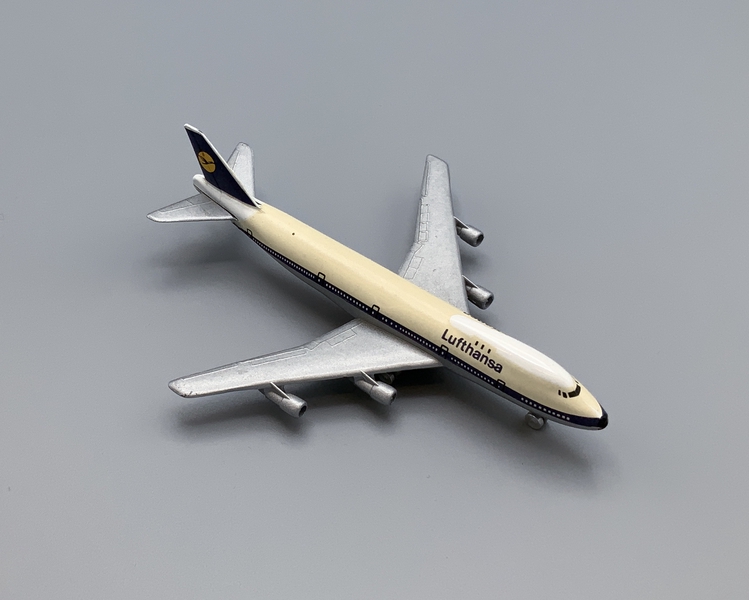 Image: miniature model airplane: Lufthansa German Airlines, Boeing 747