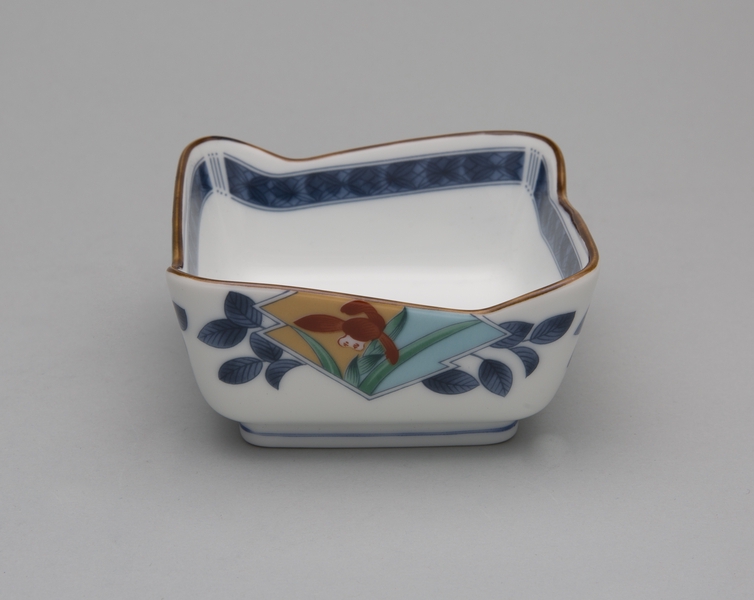 Image: condiment dish: Japan Air Lines
