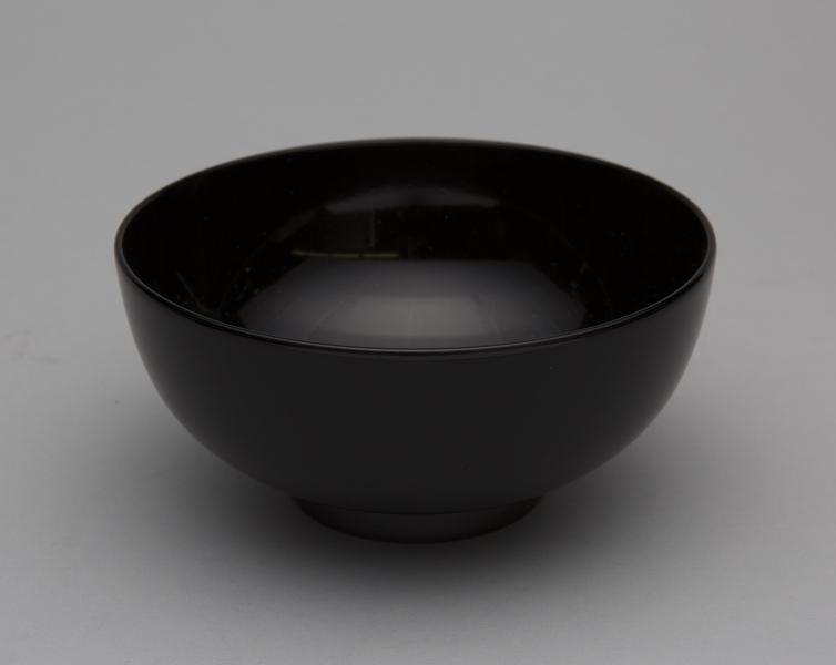 Image: soup bowl: Japan Air Lines, business class