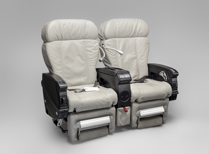 Image: first class seat section: Virgin America