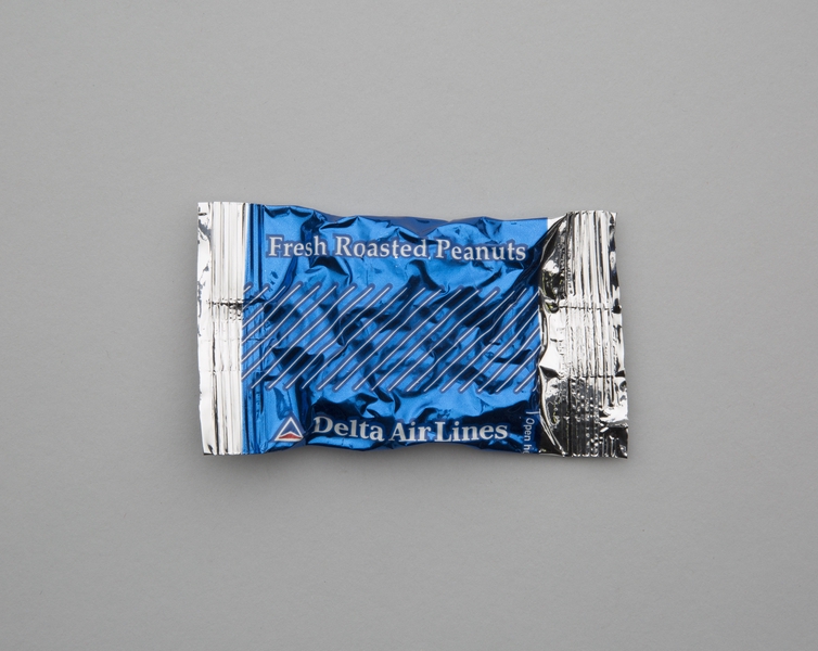 Image: snack packaging: Delta Air Lines