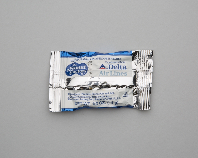 Image: snack packaging: Delta Air Lines