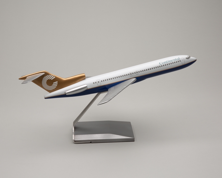 Image: model airplane: Continental Airlines, Boeing 727, proposed livery
