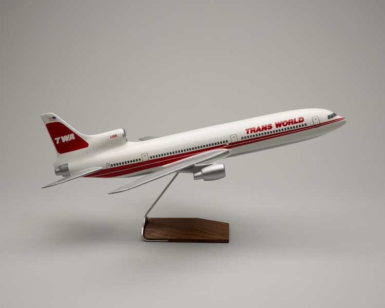 Image: model airplane: TWA (Trans World Airlines), Lockheed L-1011 TriStar