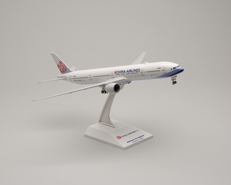 Image: model airplane: China Airlines, Boeing 777-300