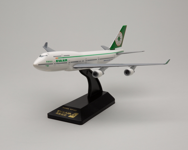 Image: model airplane: EVA Air, Boeing 747-400