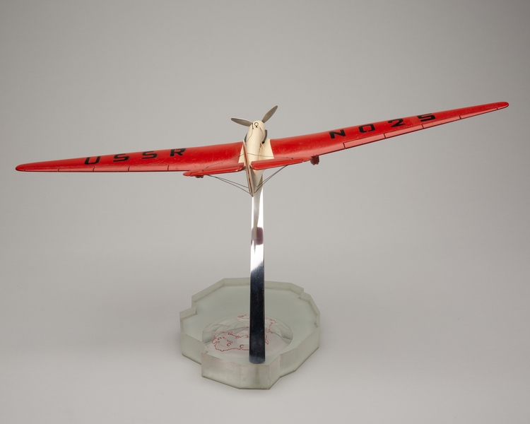 Image: model airplane: Tupolev ANT-25