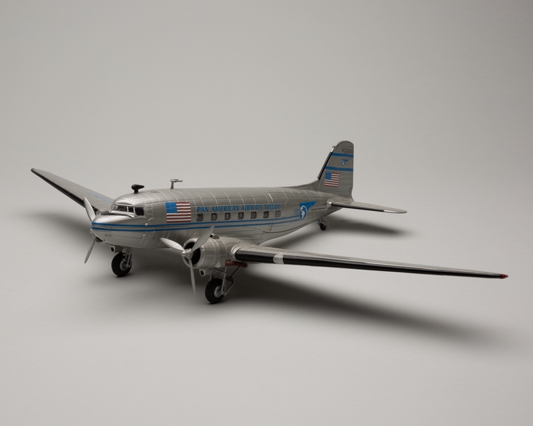 Image: model airplane: Pan American Airways System, Douglas DC-3