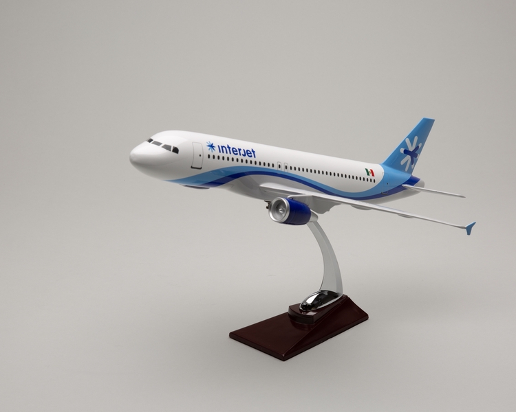 Image: model airplane: Interjet, Airbus A320