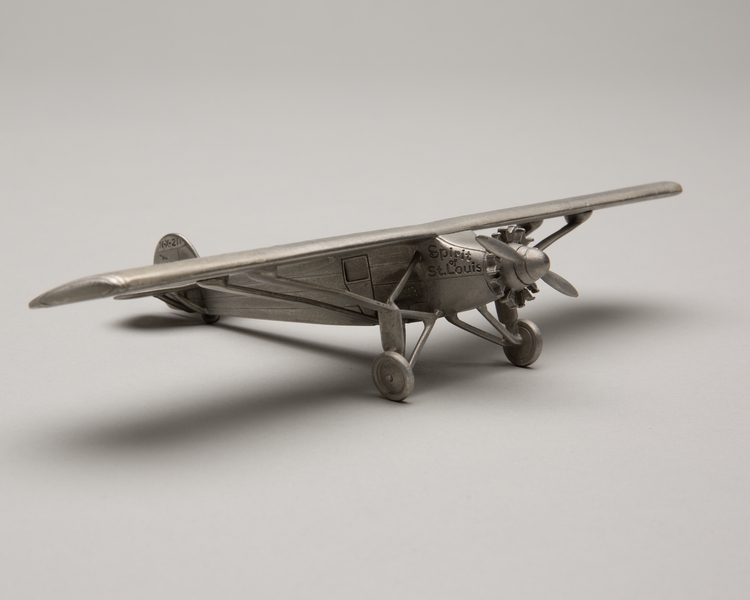 Image: model airplane: Ryan NYP Spirit of St. Louis