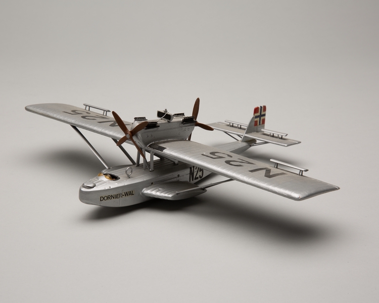 Image: model airplane: Dornier DO-J Wal
