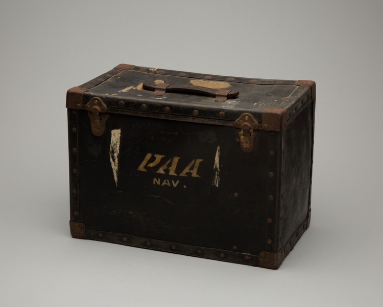 Image: navigator case: Pan American Airways