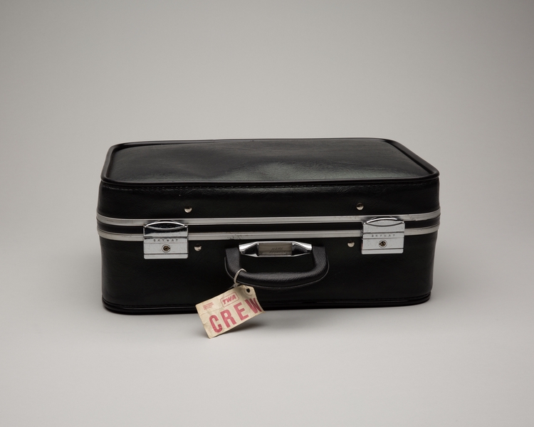 Image: flight attendant crew kit/suitcase: TWA (Trans World Airlines)