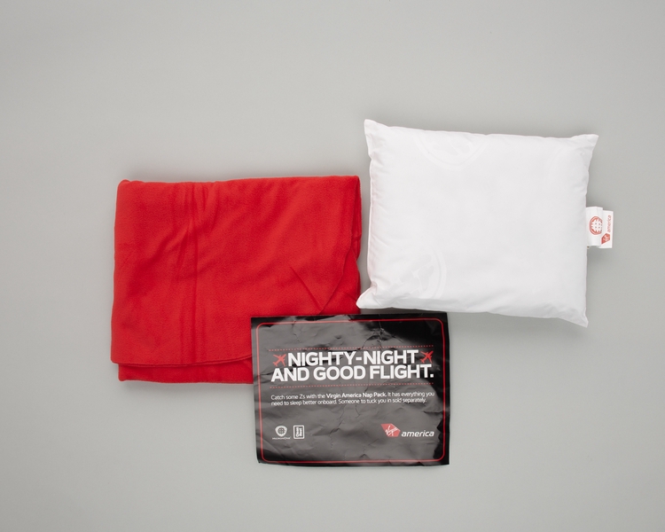 Image: sleep set: Virgin America