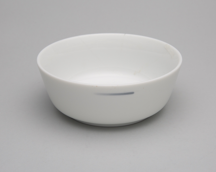 Image: bowl: United Airlines