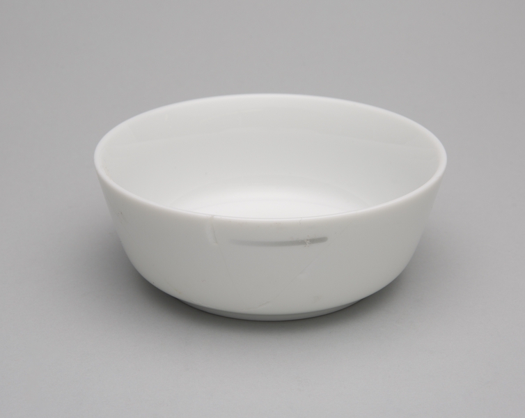 Image: bowl: United Airlines