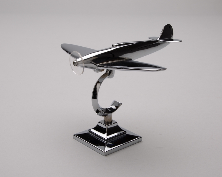Image: tabletop aircraft model: Supermarine Spitfire