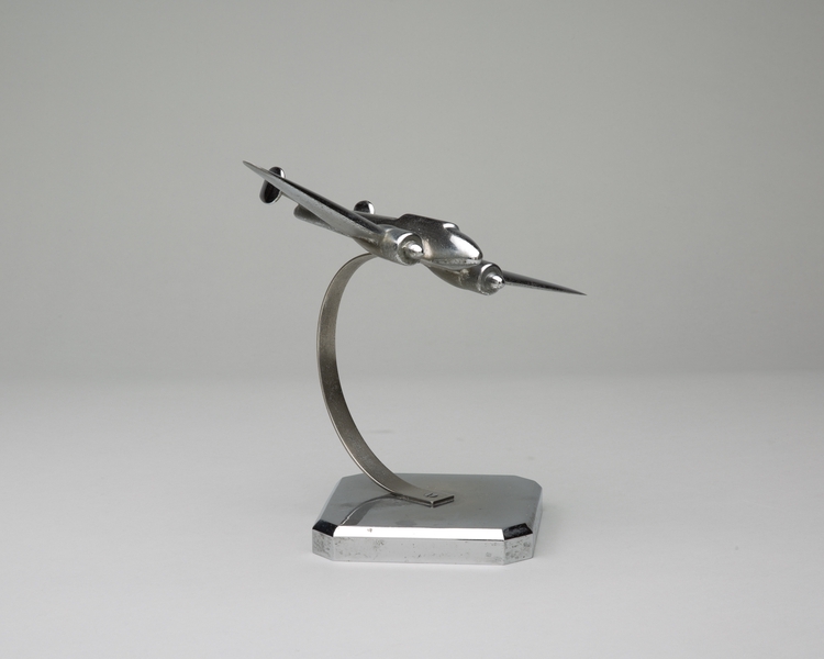 Image: model airplane: Potez 630 
