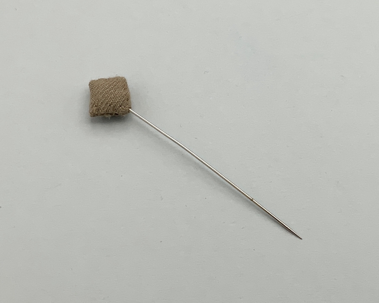 Image: stewardess hat pin: United Air Lines