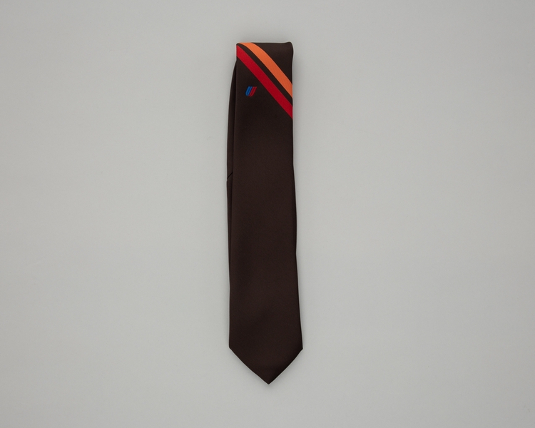 Image: ground crew necktie: United Airlines