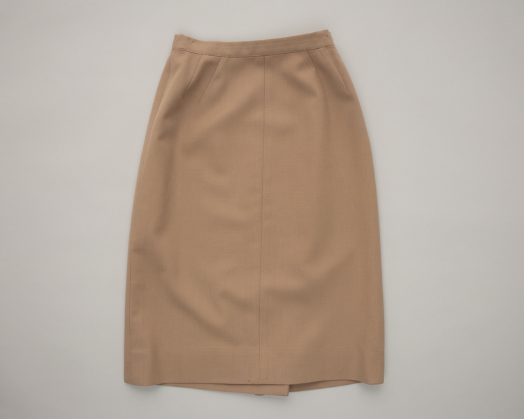 Image: stewardess skirt: United Air Lines, winter