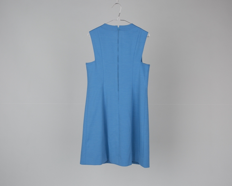 Image: flight attendant dress: Pan American World Airways