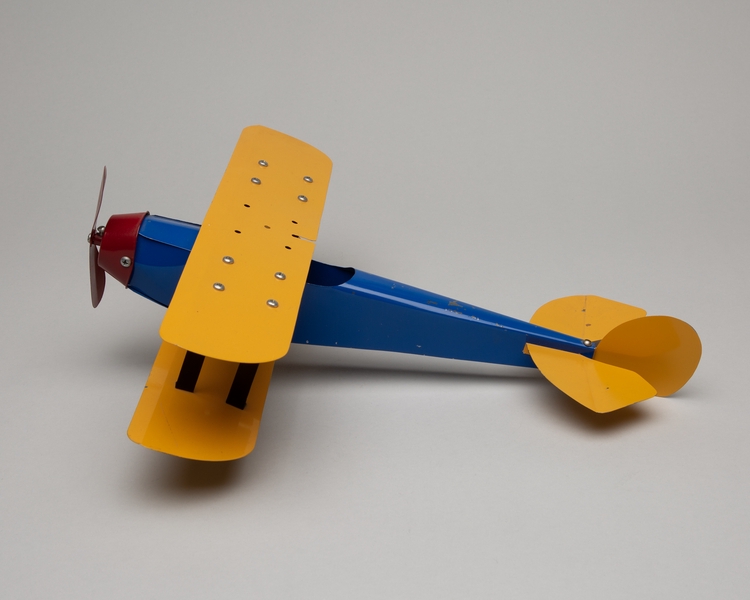 Image: toy airplane: single engine biplane