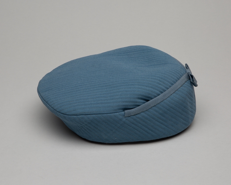 Image: stewardess hat: United Air Lines