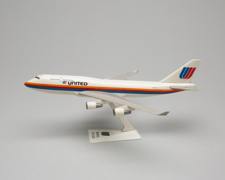 Image: model: United Airlines, Boeing 747-400