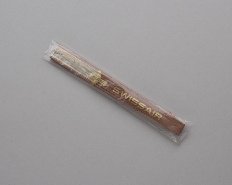 Image: folding fan: Swissair