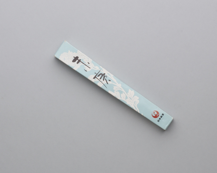 Image: folding fan: Japan Air Lines