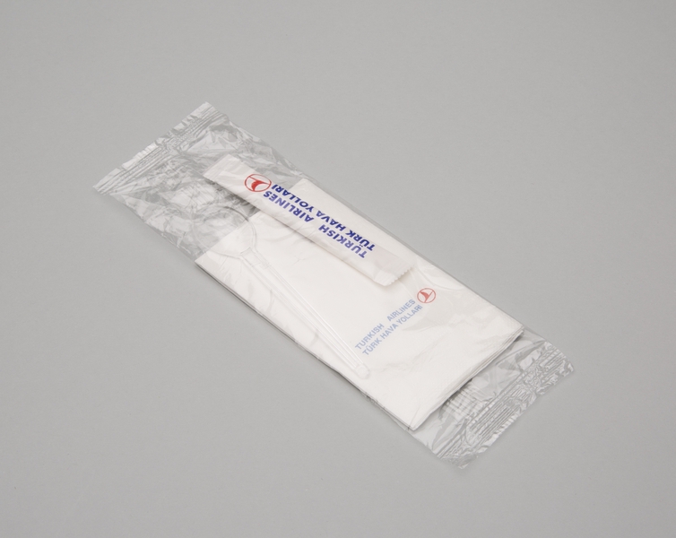 Image: beverage condiment set: Turkish Airlines