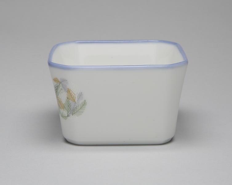 Image: condiment dish: United Airlines