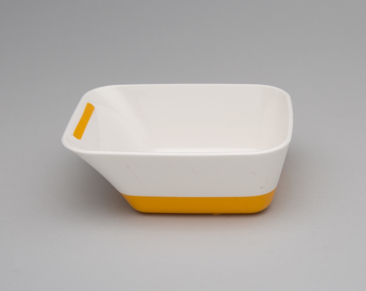 Image: condiment dish: Lufthansa