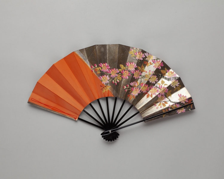 Image: folding fan