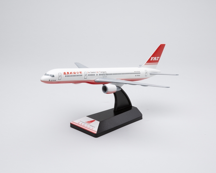 Image: model airplane: Far Eastern Air Transport, Boeing 757-200
