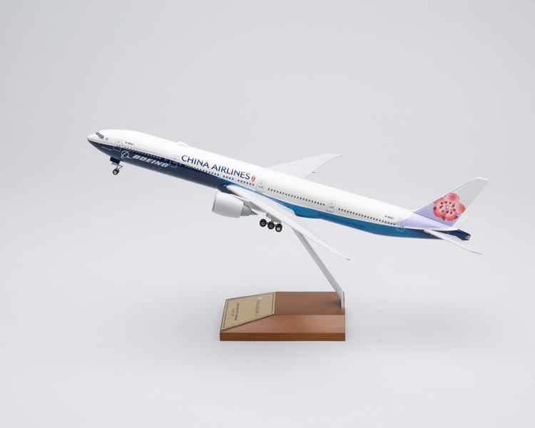 Image: model airplane: China Airlines, Boeing 777-300ER