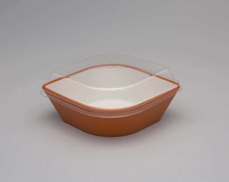 Image: side dish with lid: SilkAir