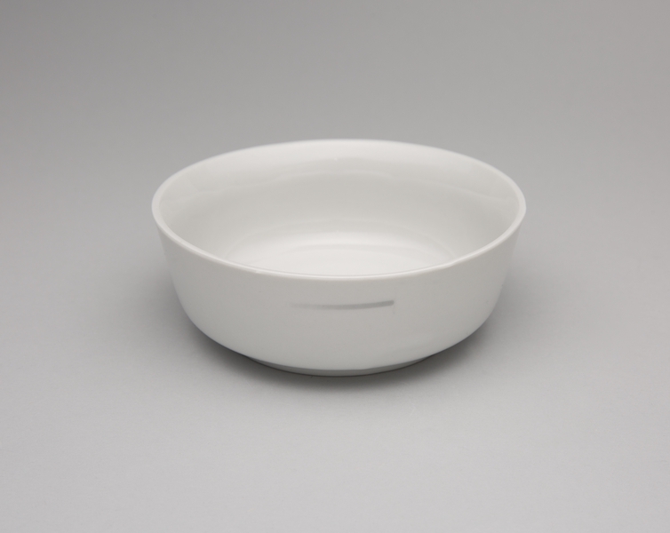 Image: bowl: United Airlines