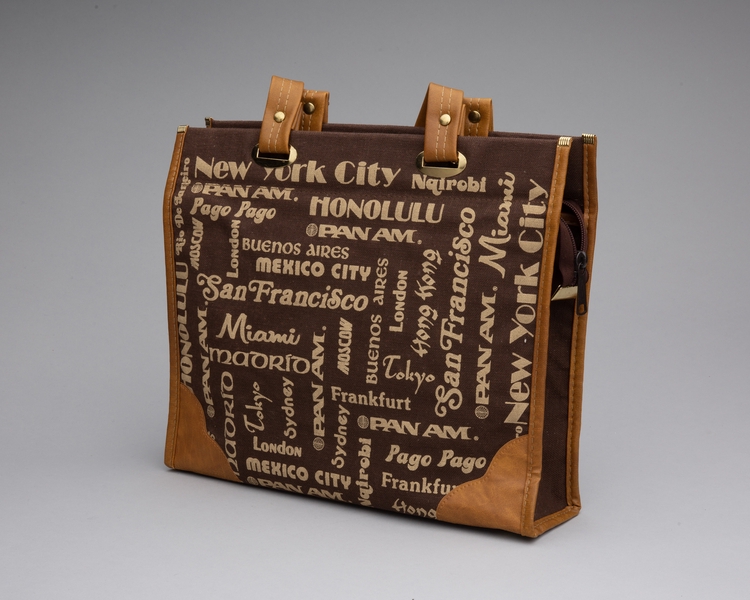 Image: airline bag: Pan American World Airways
