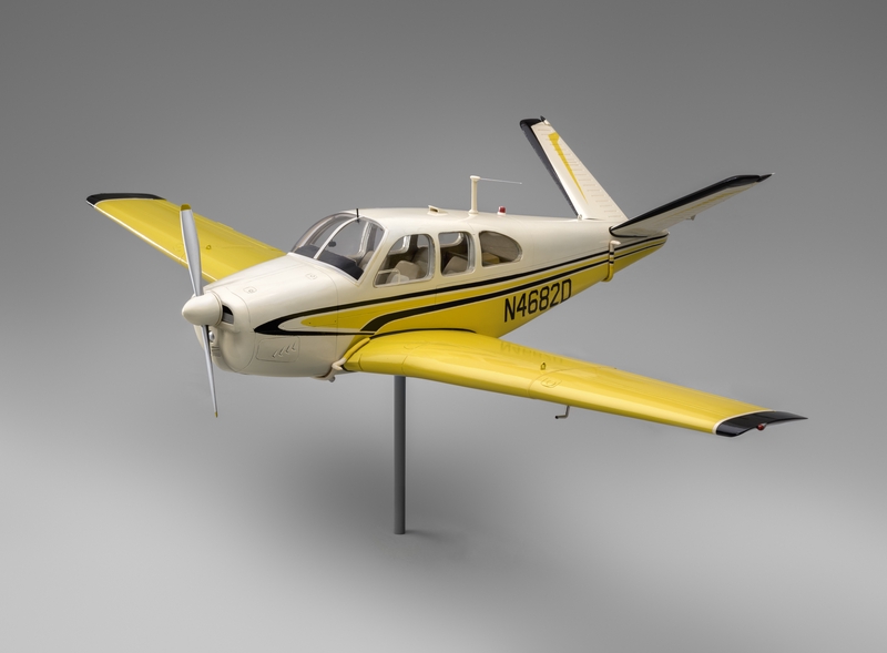 Image: model airplane: Beechcraft Bonanza 35