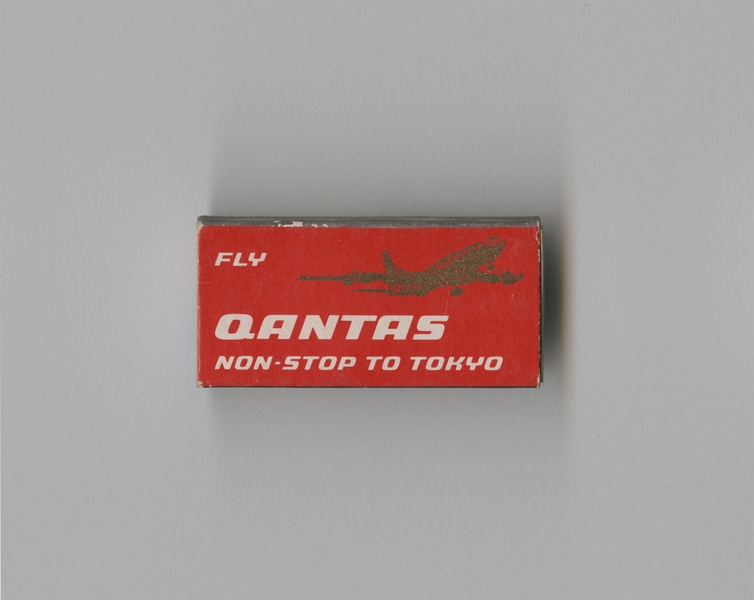Image: matchbox: Qantas Airways