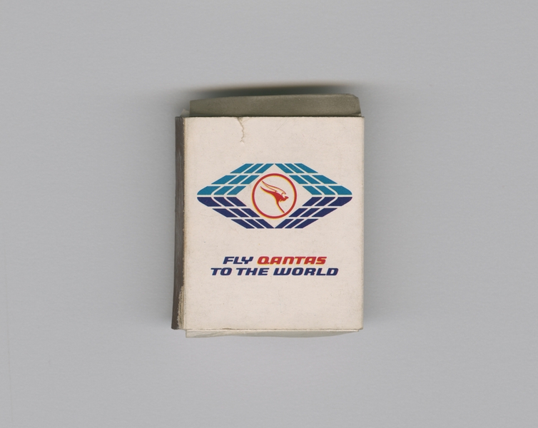 Image: matchbox: Qantas Airways
