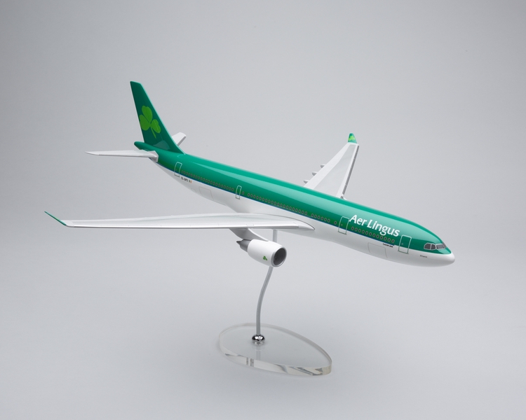 Image: model airplane: Aer Lingus, Airbus A330-200