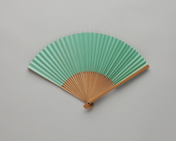 Image: folding fan: Air New Zealand