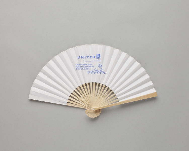 Image: folding fan: United Airlines
