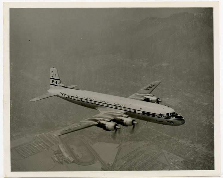 Image: photograph: Pan American World Airways, Douglas DC-7B Clipper Evening Star